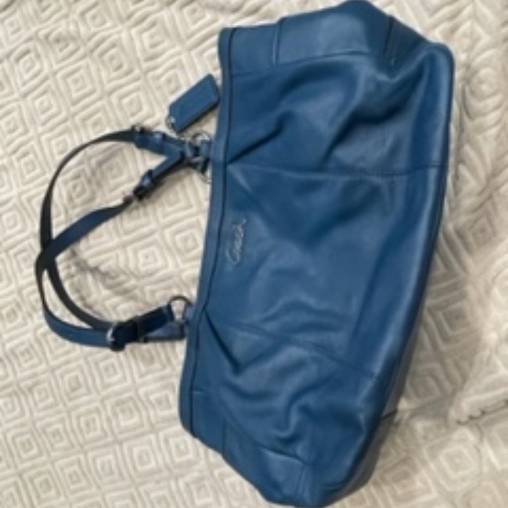 EUC Coach shoulder bag